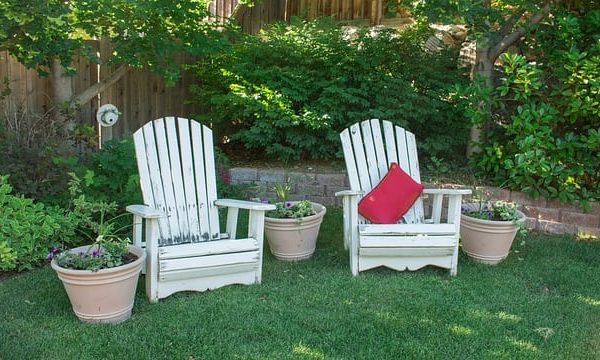 Backyard landscaping design